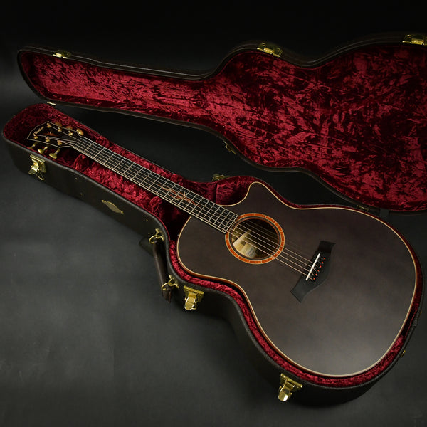 Taylor Custom Shop Grand Auditorium Lutz Spruce Black Limba 2023 (1207253125)