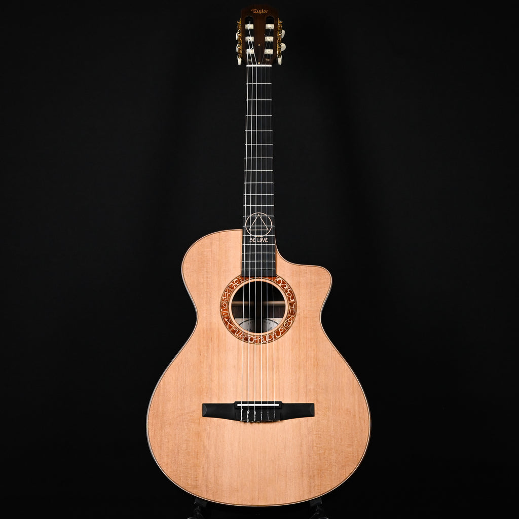 Taylor Jason Mraz Signature Model (JMSM) Nylon w/ Western Red Cedar Top & Indian Rosewood Back and Sides Acoustic-Electric Guitar 2026 (1201146085)