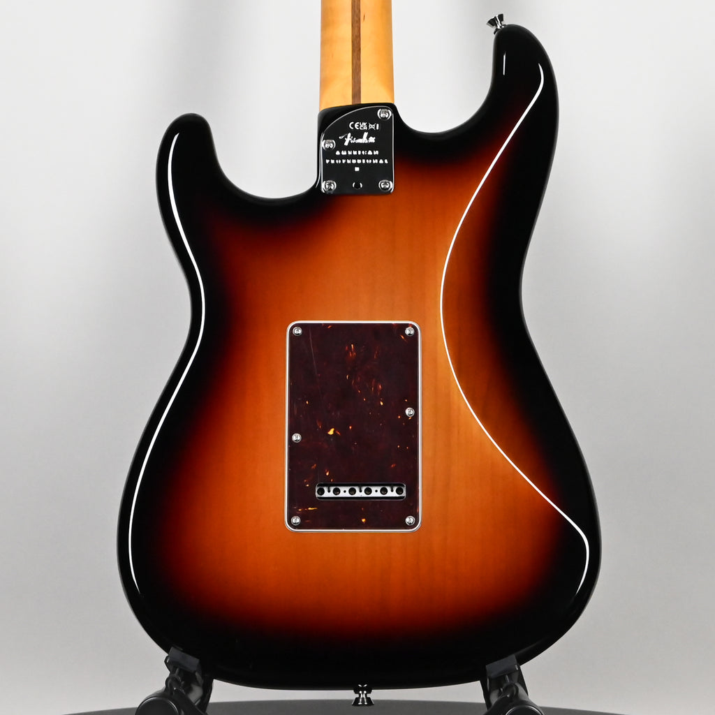 Fender American Professional II Stratocaster w/ Rosewood Fingerboard- 3 Color Sunburst 2026 (US26023711)