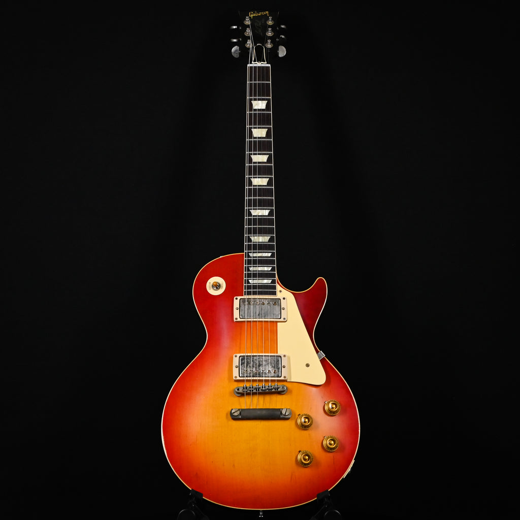 Gibson Custom Dealer Select 1959 Les Paul Standard Reissue Plain Top Murphy Lab Light Aged- "Beauty of the Burst" Page 122 (952712)