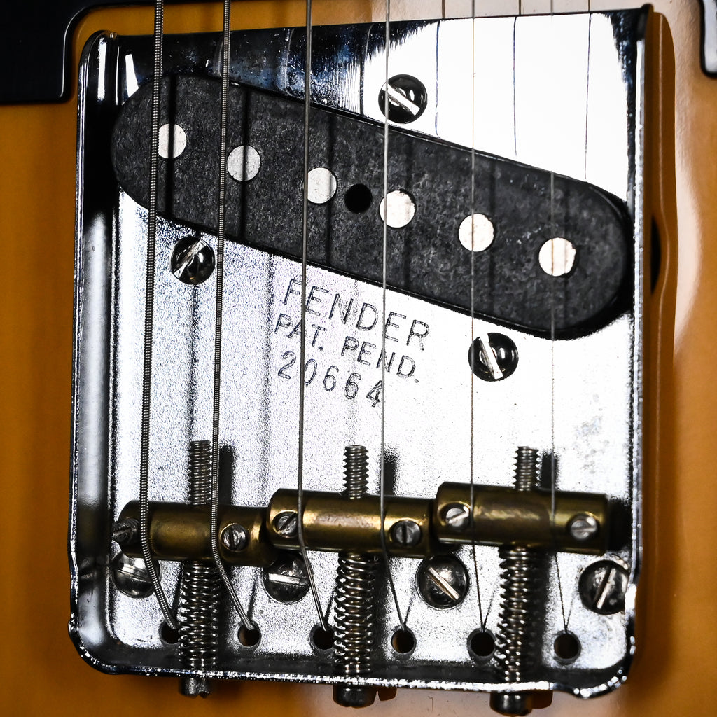2003 Fender American Vintage '52 Telecaster Reissue (AVRI)- Butterscotch Blonde 2003 (20664) Used – Excellent