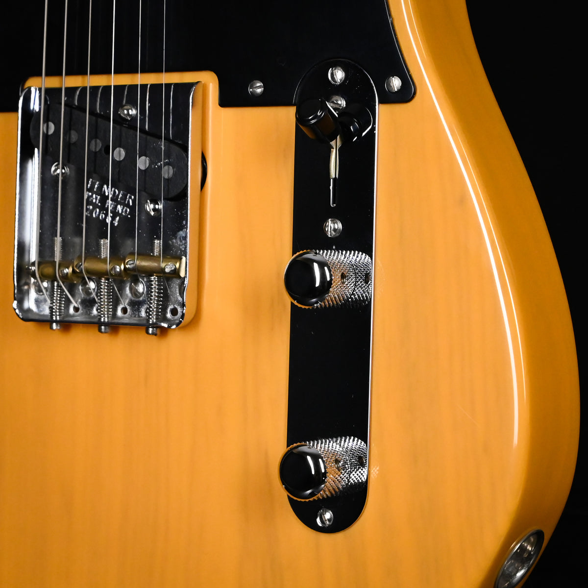 2003 Fender American Vintage '52 Telecaster Reissue (AVRI)- Butterscotch Blonde 2003 (20664) Used – Excellent