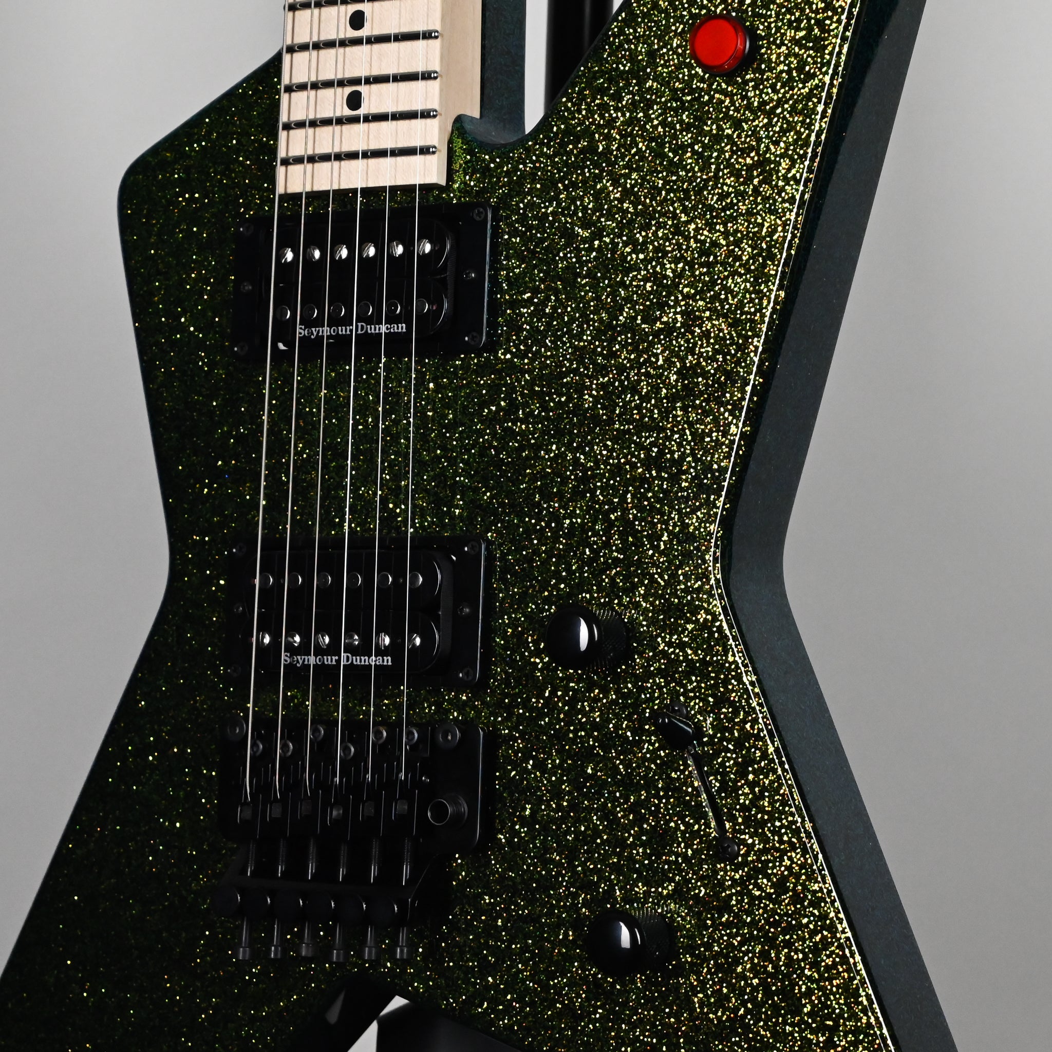 Charvel Custom Shop USA Masterbuilt by Pasquale Campolattano Star Electric Guitar- Scarab Sparkle 2025 (C18993)