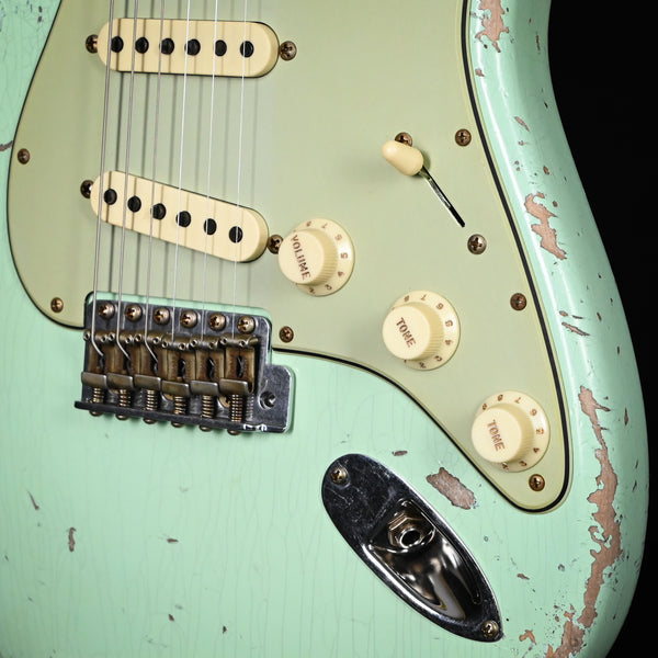 Fender Custom Shop Limited Edition 1962 Stratocaster w/ Handwound 60/63 Pickups, Heavy Relic- Aged Surf Green 2025 (CZ589616)