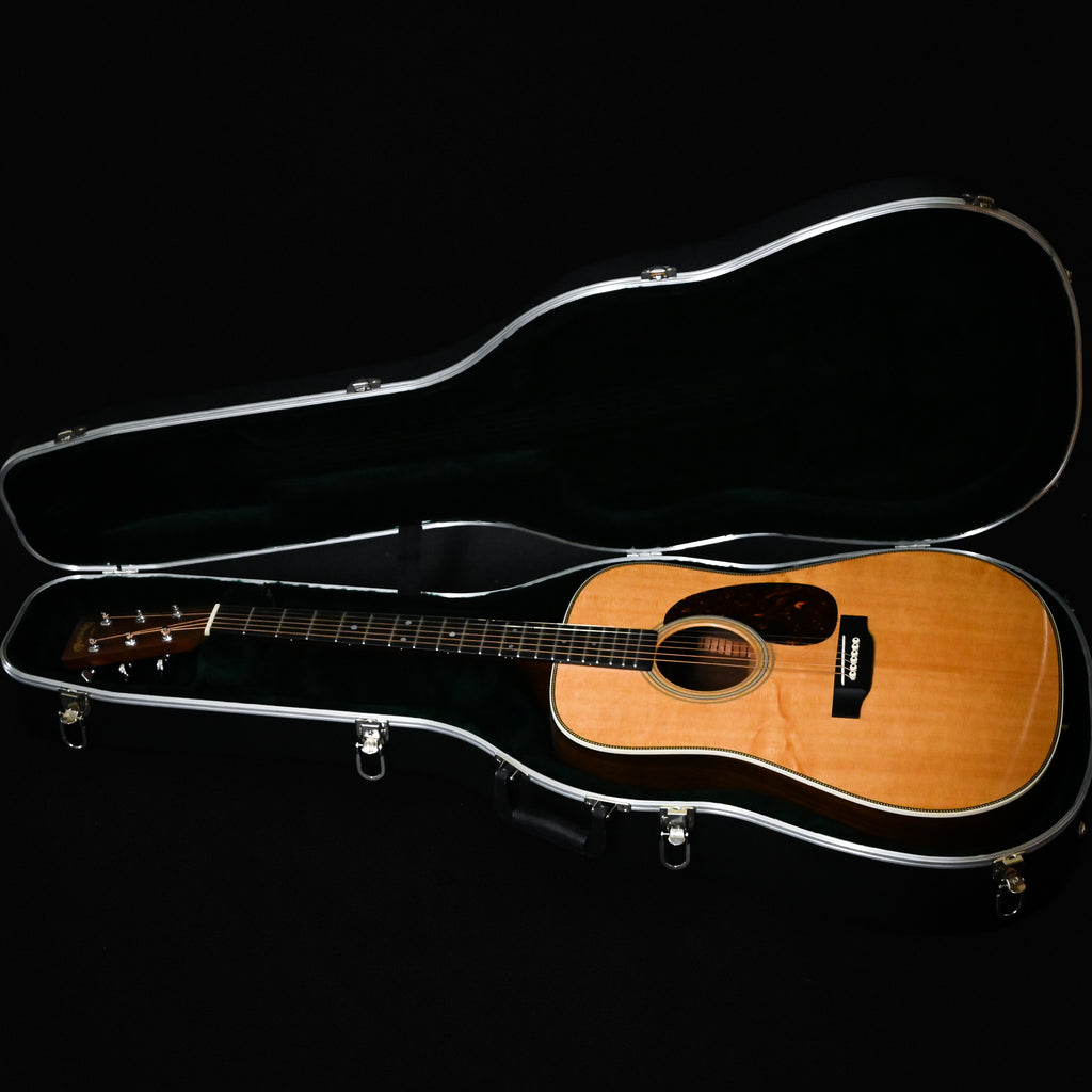 2012 Martin HD-28 Standard Series, D-14 Fret, Acoustic 2012 (1562913) Used – Excellent Price