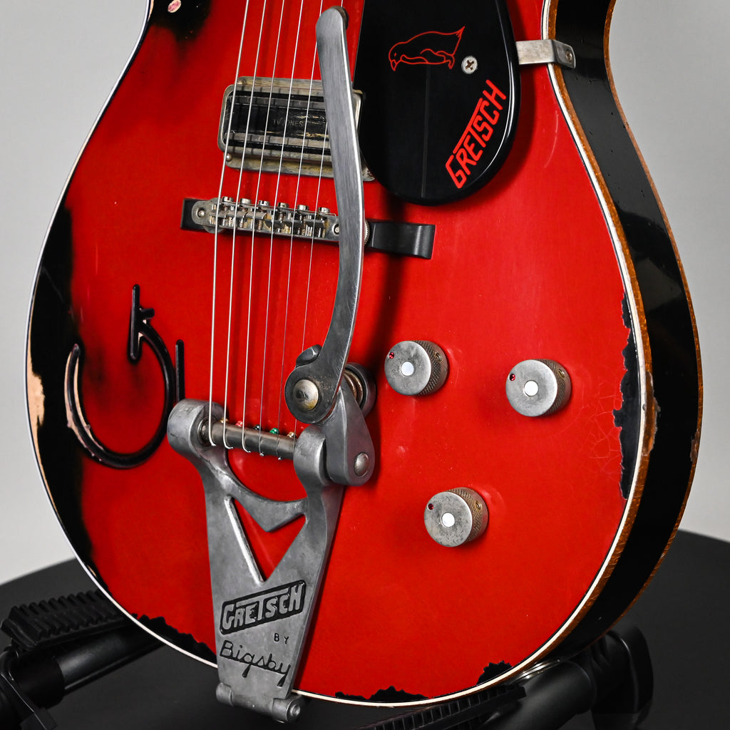 Gretsch Custom Shop USA Masterbuilt Chad Henrichsen 1955 Penguin Heavy Relic- Firebird Red over Black 2025 (UC25113955)