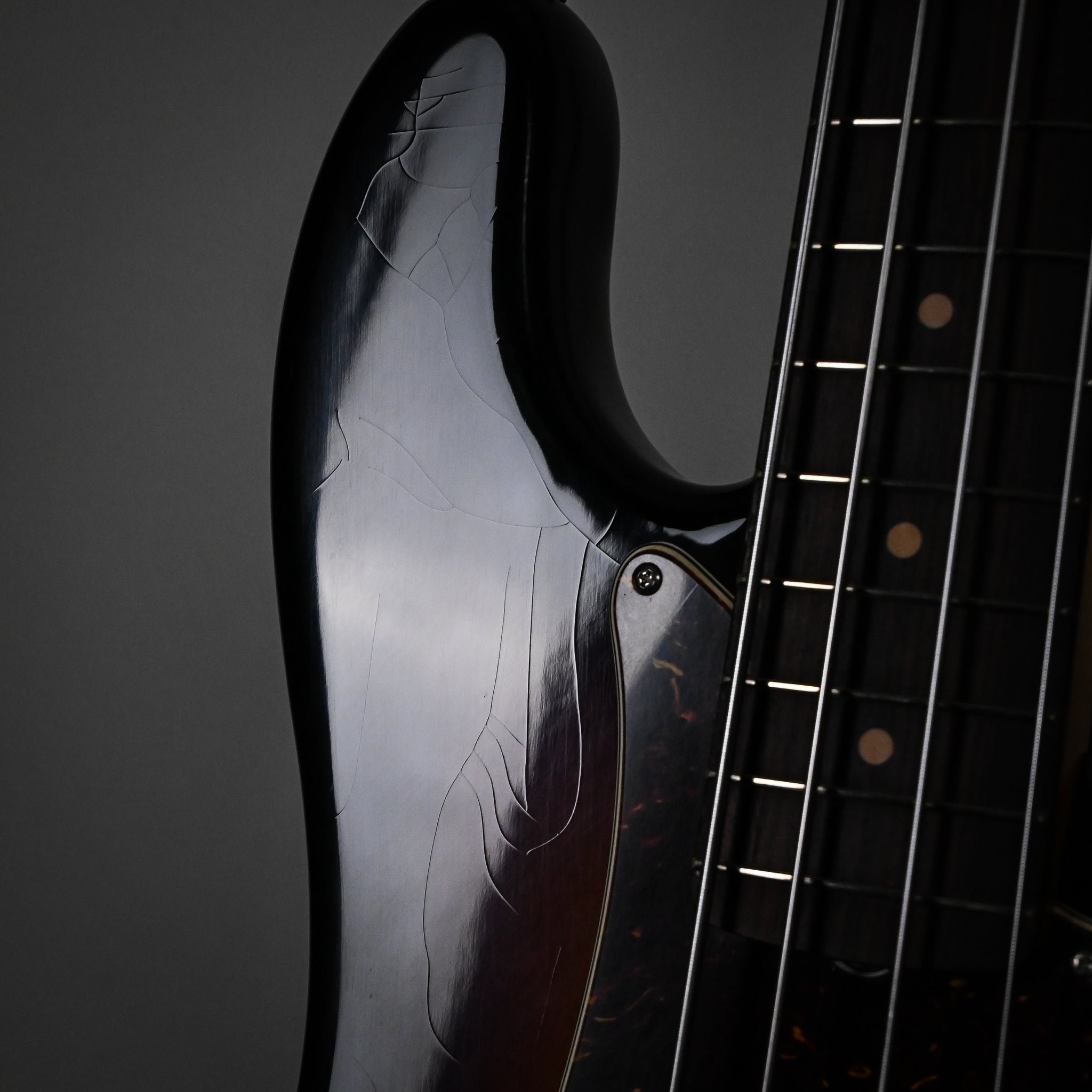 Fender James Jamerson 1962 Precision Bass- 3 Color Sunburst 2026 (JJ260419)