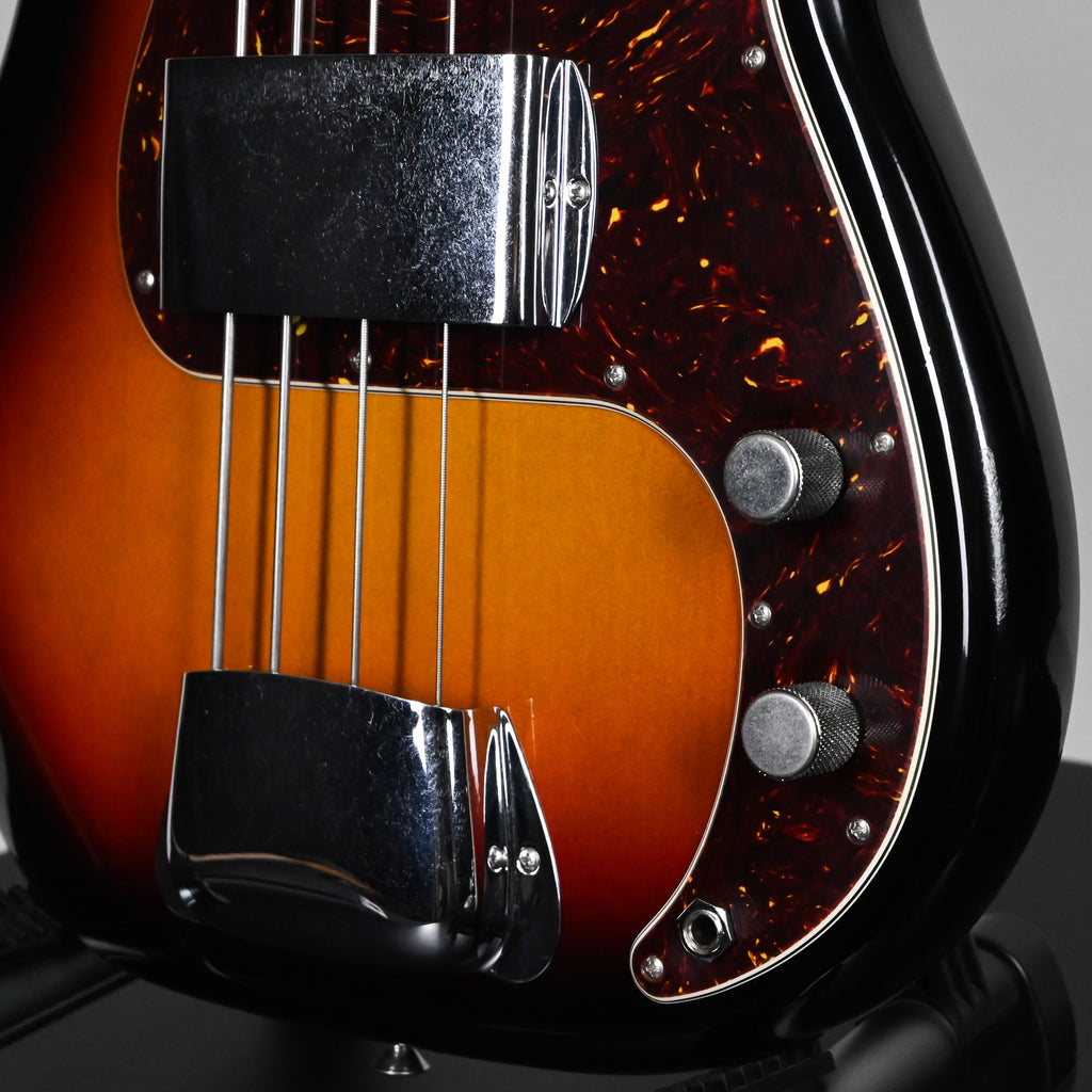 Fender James Jamerson 1962 Precision Bass- 3 Color Sunburst 2026 (JJ260419)