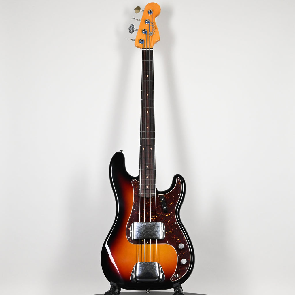 Fender James Jamerson 1962 Precision Bass- 3 Color Sunburst 2026 (JJ260419)