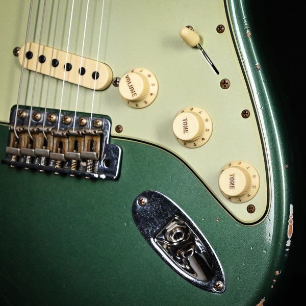 Fender Custom Shop Limited Edition '63 Stratocaster Relic- Aged Sherwood Green 2024 (CZ581209)