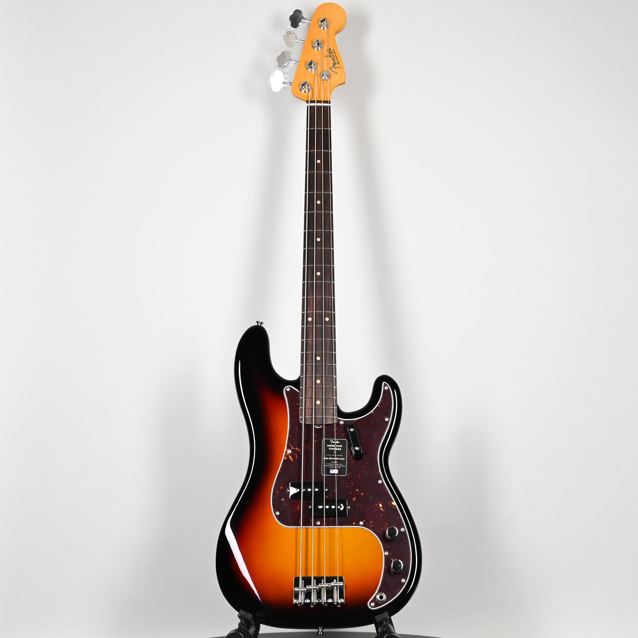Fender American Vintage II 1960 Precision Bass- 3 Color Sunburst (V2448281A)