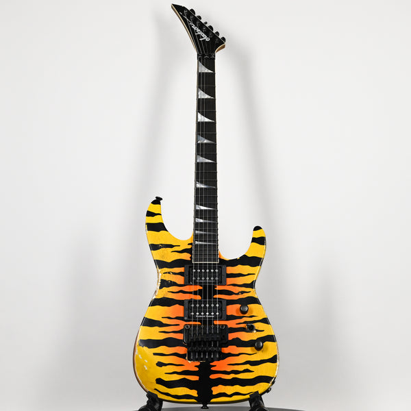 Jackson Custom Shop USA Special Edition Dinky 2H w/ Floyd Rose - Tested Time Bengal Tiger 2026 (XN19768)