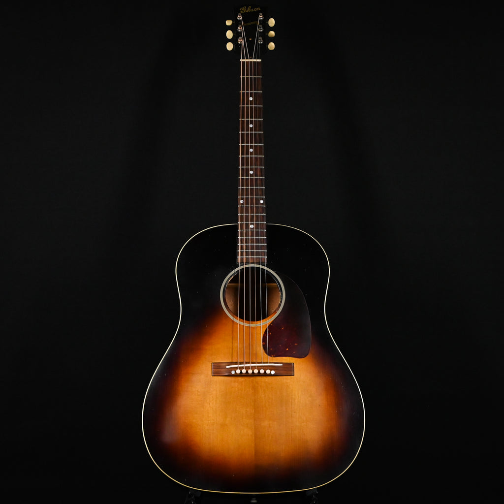 Gibson Custom 1942 Banner J-45 Reissue, Murphy Light Aged- Vintage Sunburst 2026 (22356007)