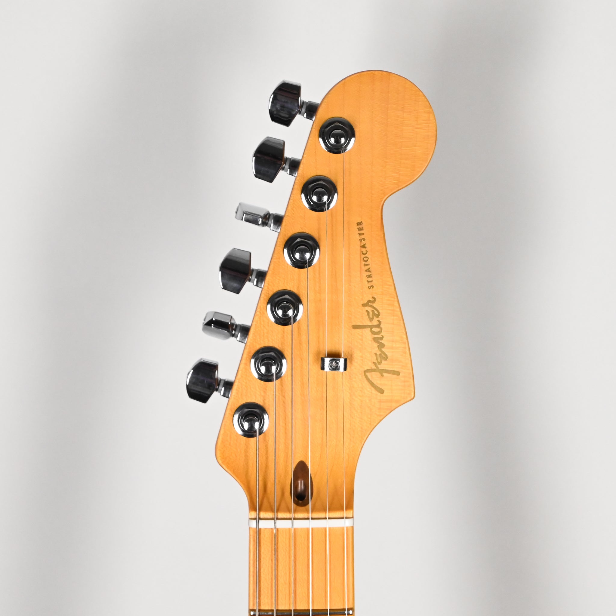 Fender American Ultra II Stratocaster HSS w/ Maple Fingerboard- Sinister Red 2026 (US26008238)