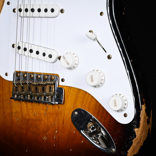 Fender Custom Shop Limited Edition 70th Anniversary '54 Stratocaster Super Heavy Relic- Wide Fade 2 Color Sunburst 2025 (XN5278)