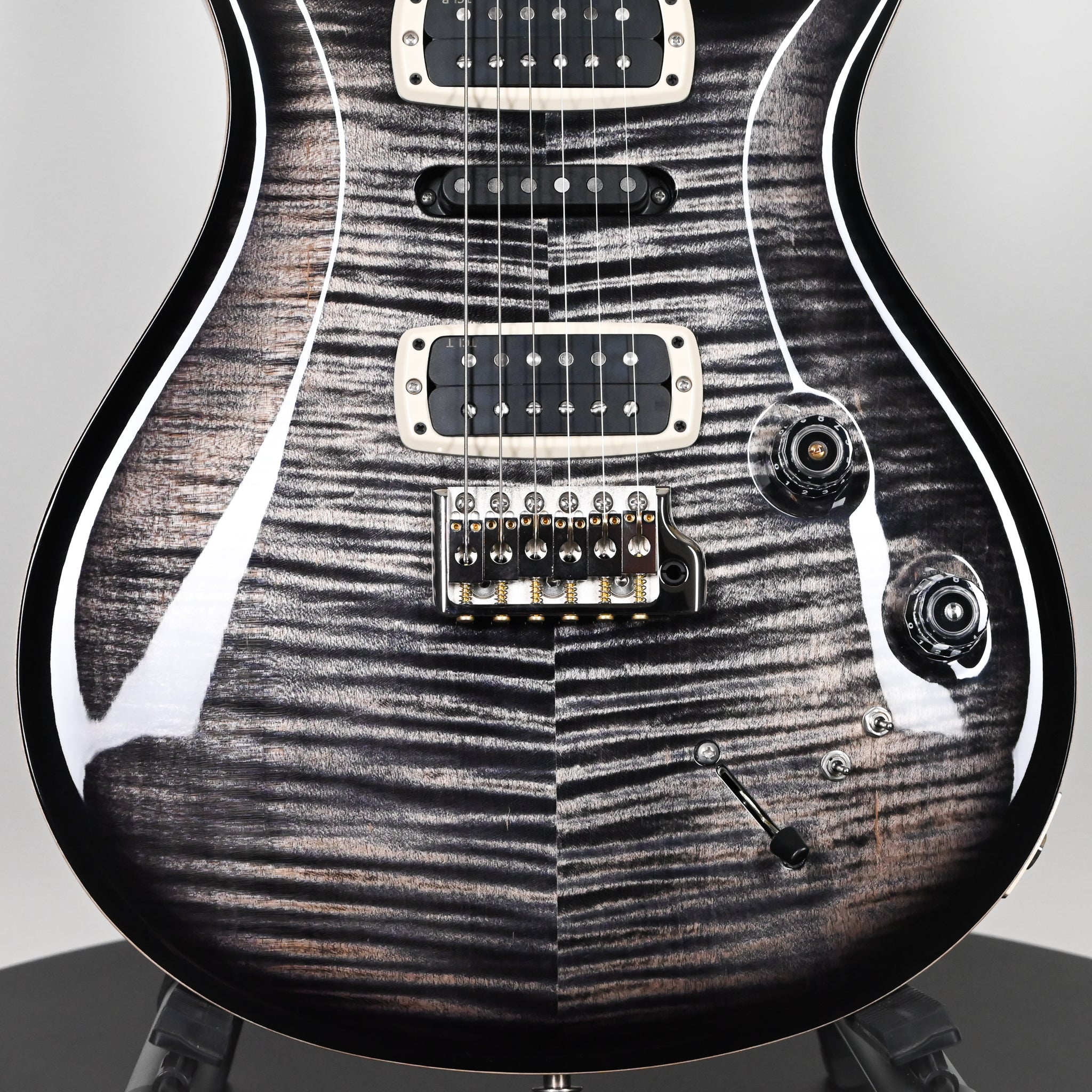 PRS Modern Eagle V Electric Guitar- Charcoal Burst 2025 (0414724)