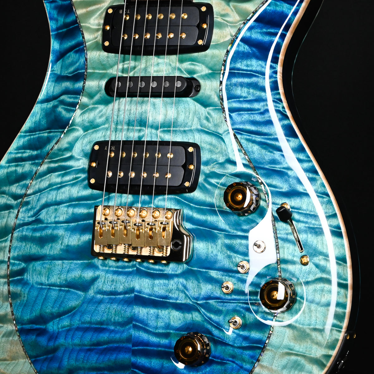 PRS Private Stock #12468 Modern Eagle V Piezo w/ Brazilian Rosewood Neck- Blue Fade 2026 (0433310)