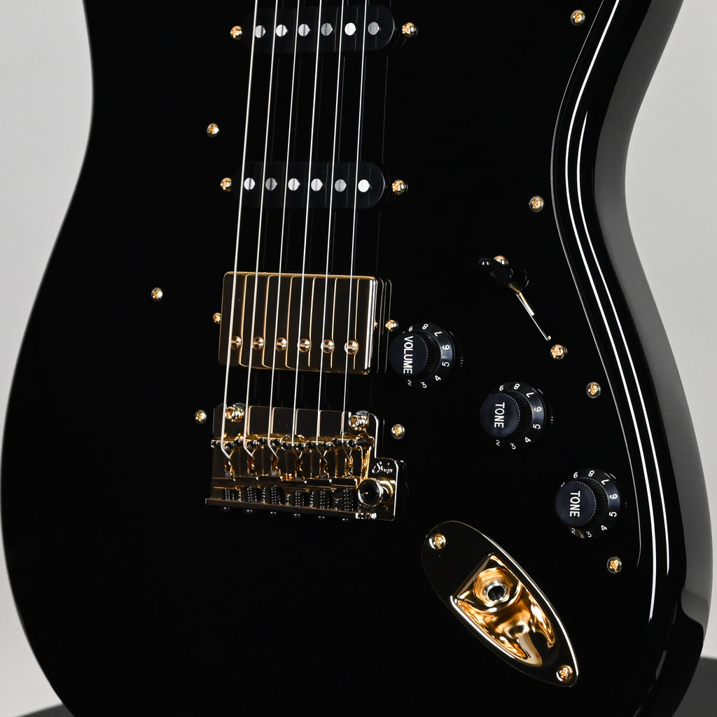 Suhr Mateus Asato Signature Series Classic S w/ Premium Softshell Case- Black 2026 (93476)