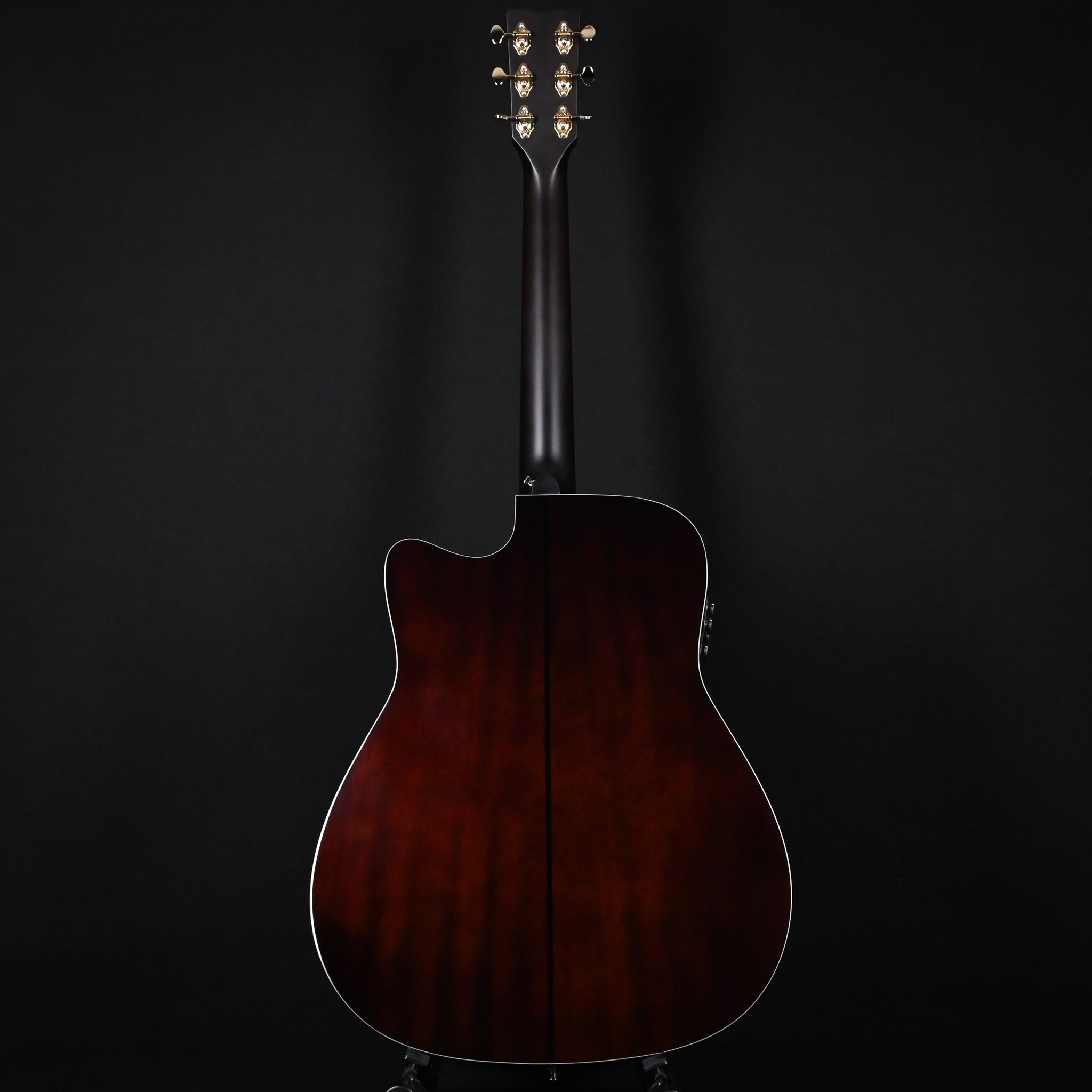 Yamaha TAG 3 C TransAcoustic Guitar- Sand Burst 2025 (ILN250593)