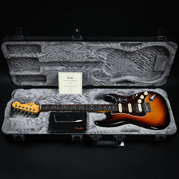 Fender American Professional II Stratocaster HSS - 3 Color Sunburst w/ Rosewood Fingerboard 2024 (US240020651)