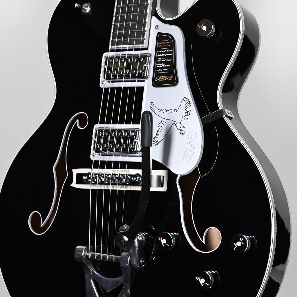 Gretsch Falcon Hollow Body w/ String-Thru Bigsby- Black 2026 (JT26030849)