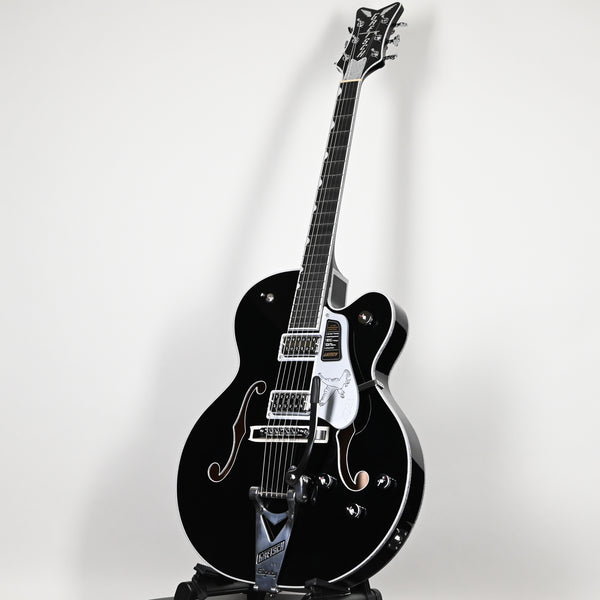 Gretsch Falcon Hollow Body w/ String-Thru Bigsby- Black 2026 (JT26030849)