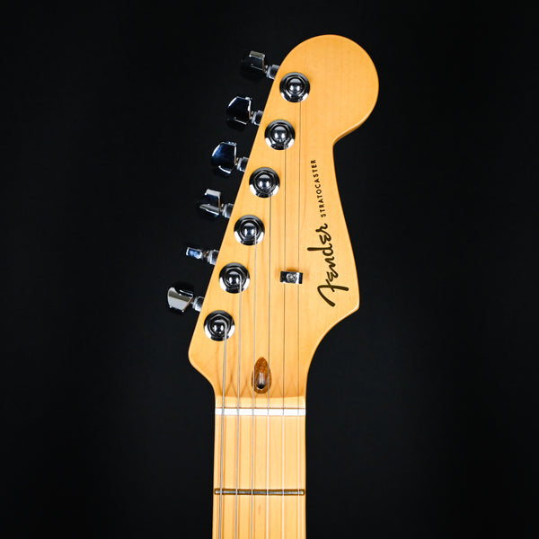 2023 Fender American Ultra Stratocaster HSS- Ultraburst w/ Maple Fingerboard 2023 (US23093157)