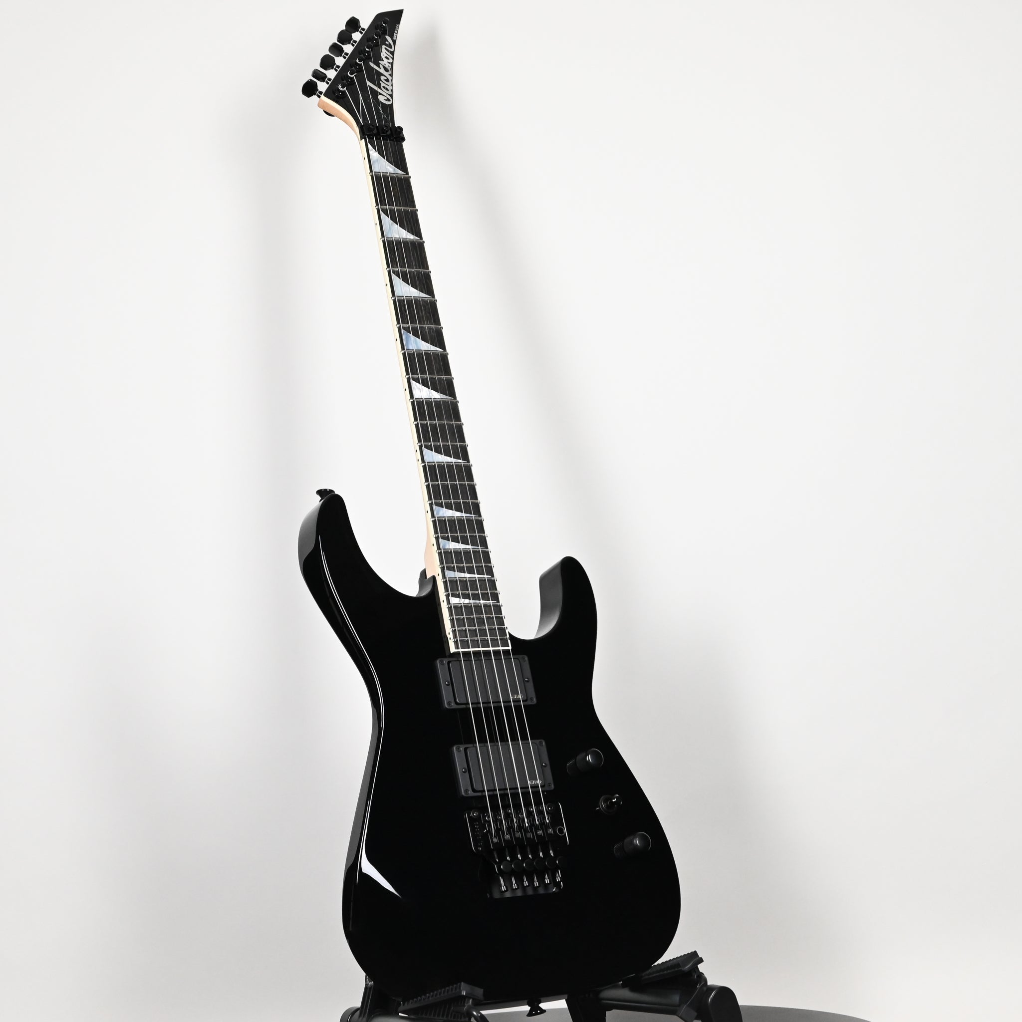 Jackson Custom Shop USA Select Dinky DK1- Gloss Black 2026 (XN010526)