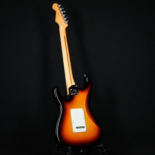 Fender American Ultra Stratocaster HSS- Ultraburst w/ Maple Fingerboard 2023 (US230003056)