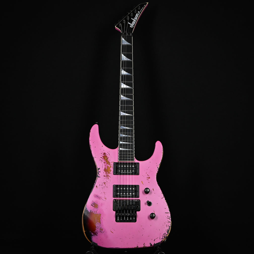 Jackson Custom Shop USA SL 2H FR Soloist Nitro Tour Relic- Platinum Pink/ 3-Tone Sunburst 2026 (J11567)
