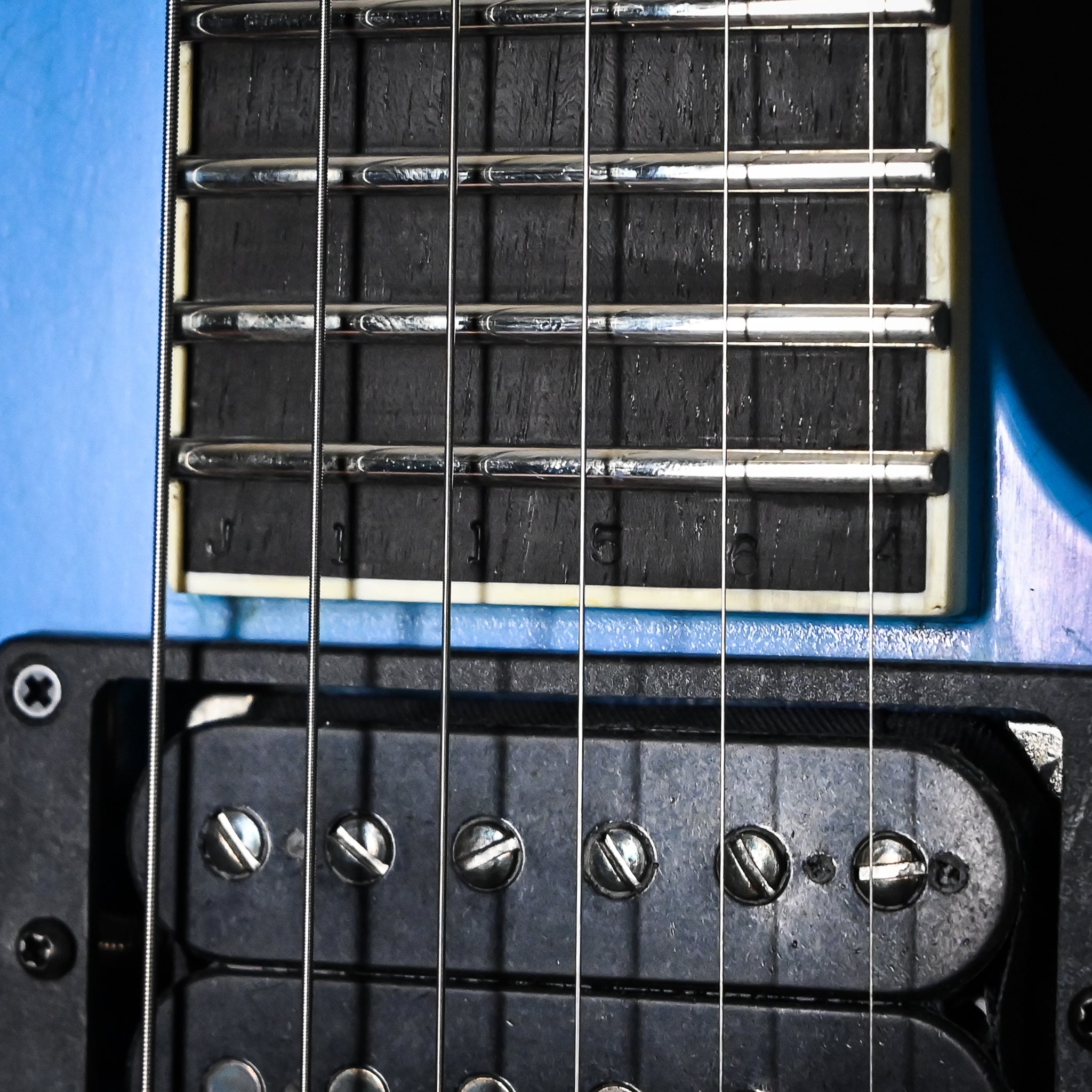 Jackson Custom Shop USA SL 2H FR Soloist Nitro Tour Relic- Robin Egg Blue/ 3-Tone Sunburst 2026 (J11564)