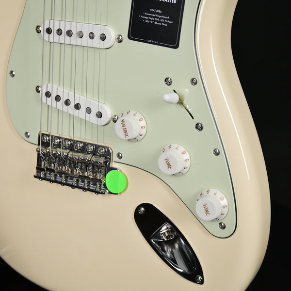 Fender Vintera II 60s Stratocaster Rosewood Fingerboard Olympic White 2023 (MX23096073)