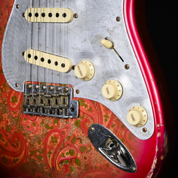 Fender Custom Shop Limited Edition El Diablo Stratocaster Relic- Aged Pink Paisley 2025 (CZ585231)
