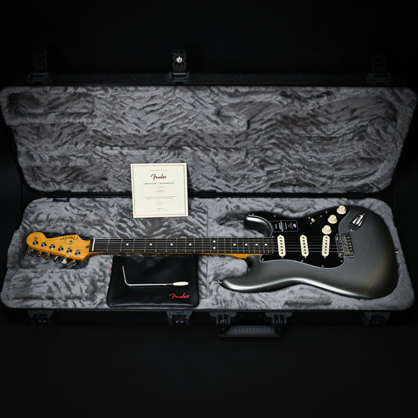 Fender American Professional II Stratocaster- Mercury (US240039937)