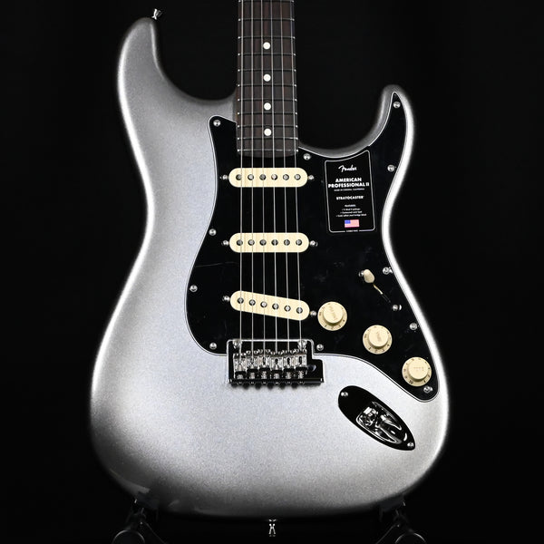 Fender American Professional II Stratocaster- Mercury (US240039937)