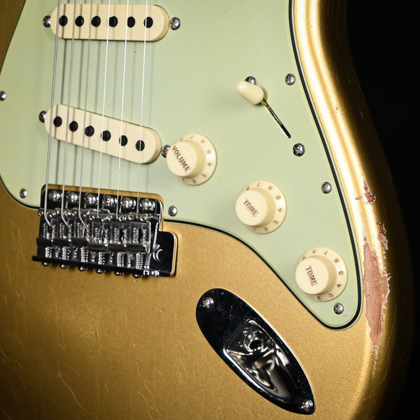 Fender Custom Shop Late-1962 Stratocaster Relic w/ Closet Classic Hardware- Aged Aztec Gold 2025 (CZ588408)