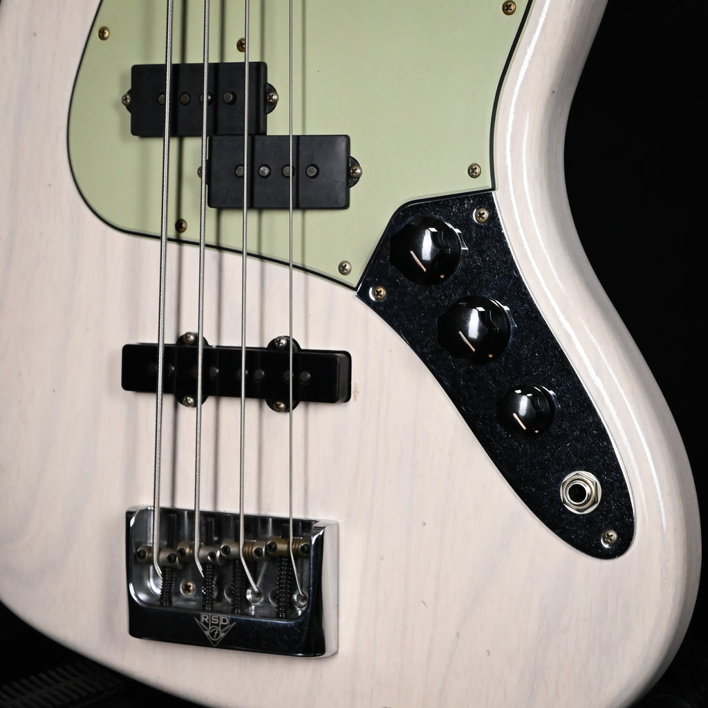 Fender Custom Shop Limited Edition Jazz Bass Special Run Journeyman- White Blonde 2026 (CZ589710)