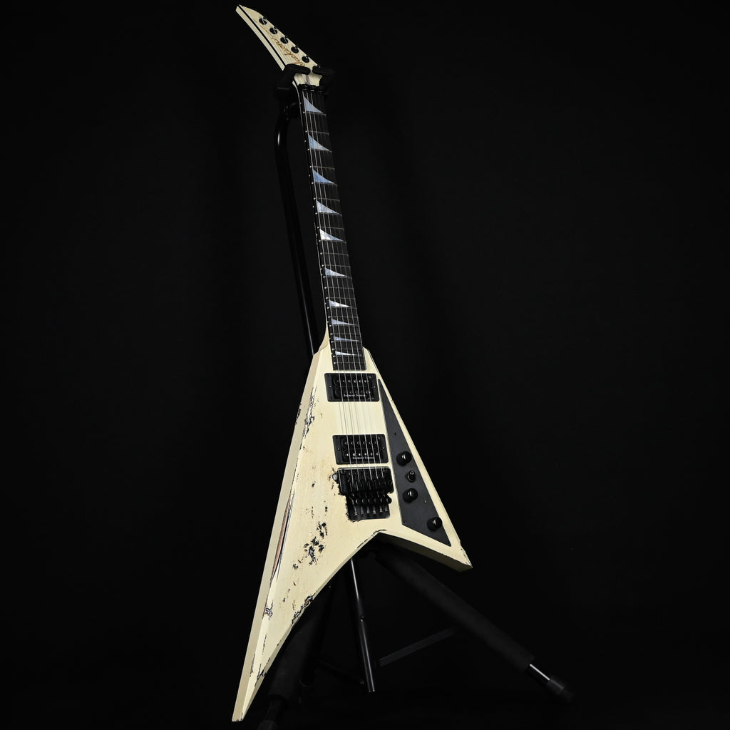 Jackson USA Custom Shop RR 2H FR Rhoads NAMM Special Edition #516- Vanilla Shake Over Black Nitro Tour Relic 2026 (RR4191)