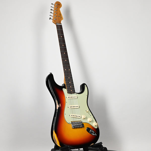 Fender Custom Shop Late-1962 Stratocaster Relic w/ Closet Classic Hardware- 3 Tone Sunburst 2025 (CZ588539)
