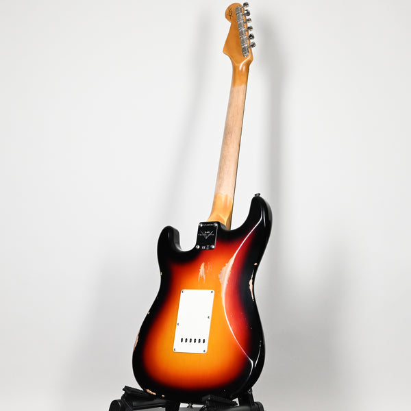Fender Custom Shop Late-1962 Stratocaster Relic w/ Closet Classic Hardware- 3 Tone Sunburst 2025 (CZ588539)