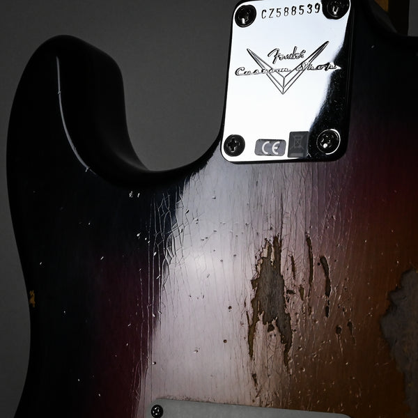 Fender Custom Shop Late-1962 Stratocaster Relic w/ Closet Classic Hardware- 3 Tone Sunburst 2025 (CZ588539)