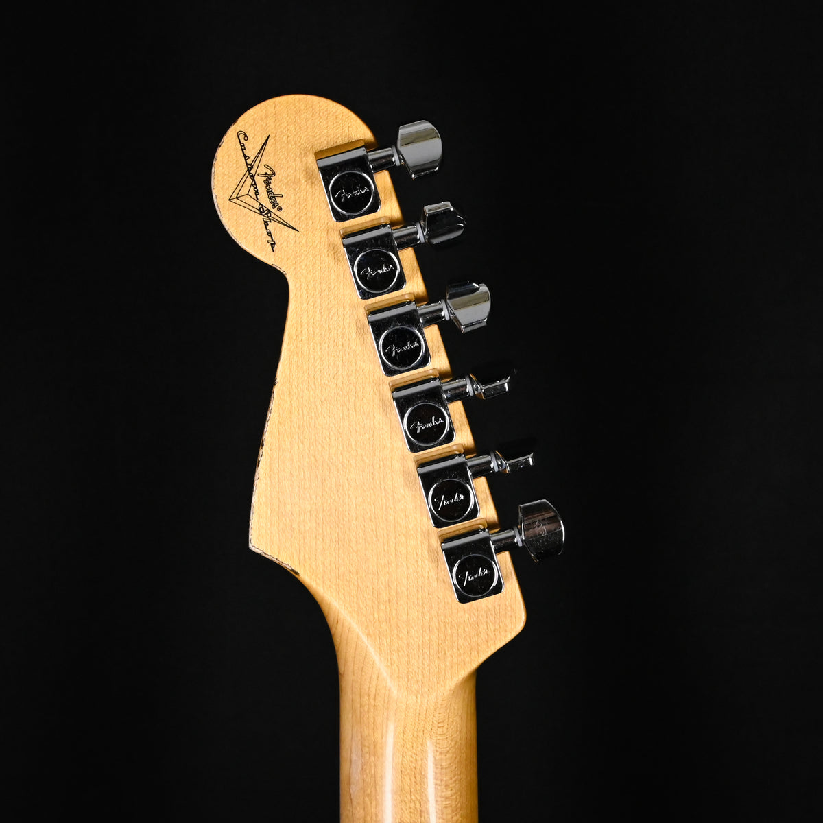 Fender Custom Shop Deluxe Stratocaster w/ Seymour Duncan SH4B Humbucker, Relic/ Closet Classic Hardware- Aged Vintage White 2026 (R149933)