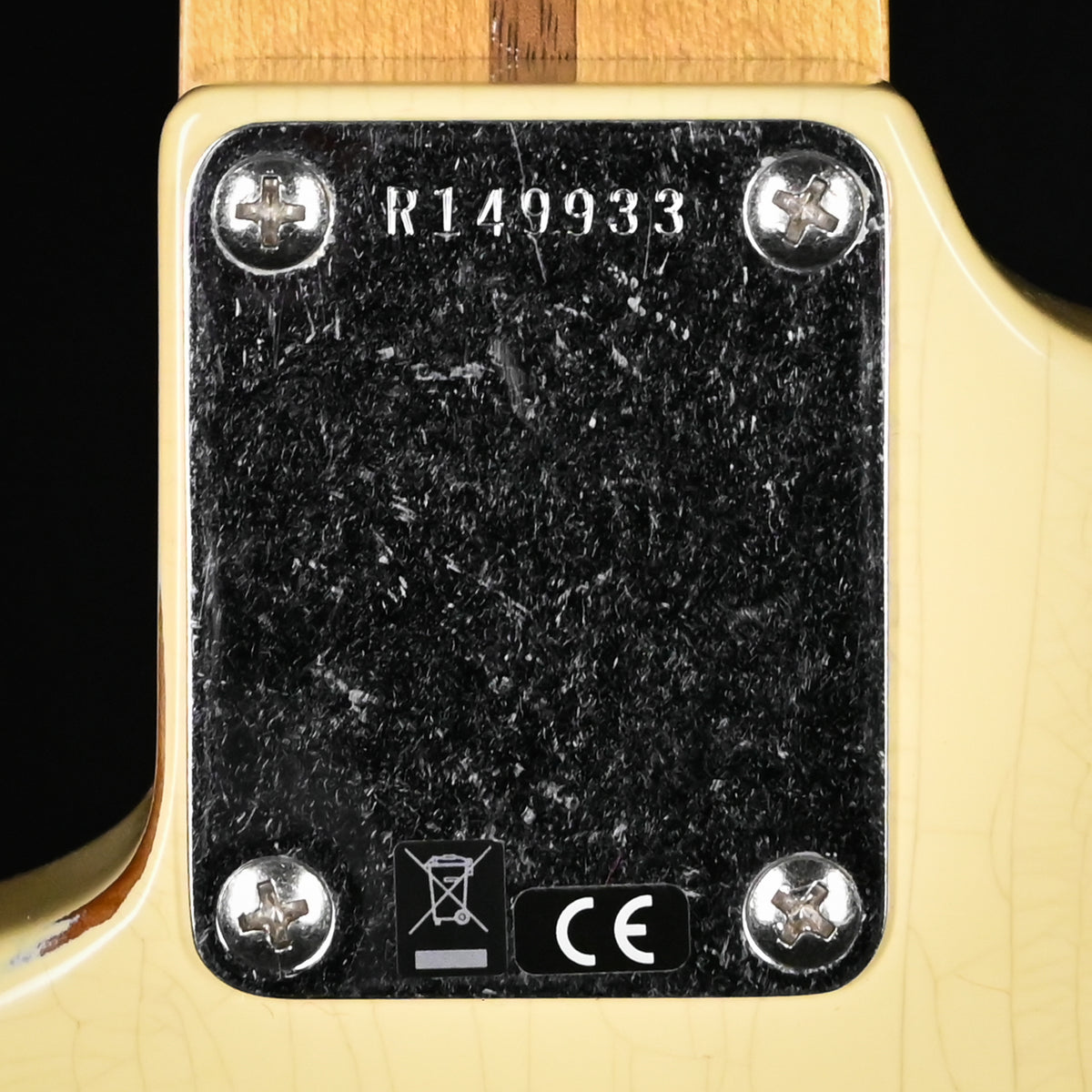 Fender Custom Shop Deluxe Stratocaster w/ Seymour Duncan SH4B Humbucker, Relic/ Closet Classic Hardware- Aged Vintage White 2026 (R149933)