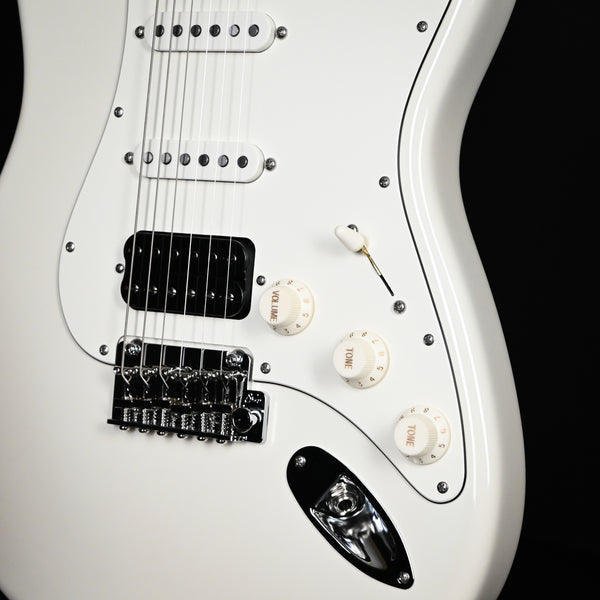 Suhr Classic S HSS w/ Premium Softshell Case Electric Guitar- Olympic White 2026 (94987)