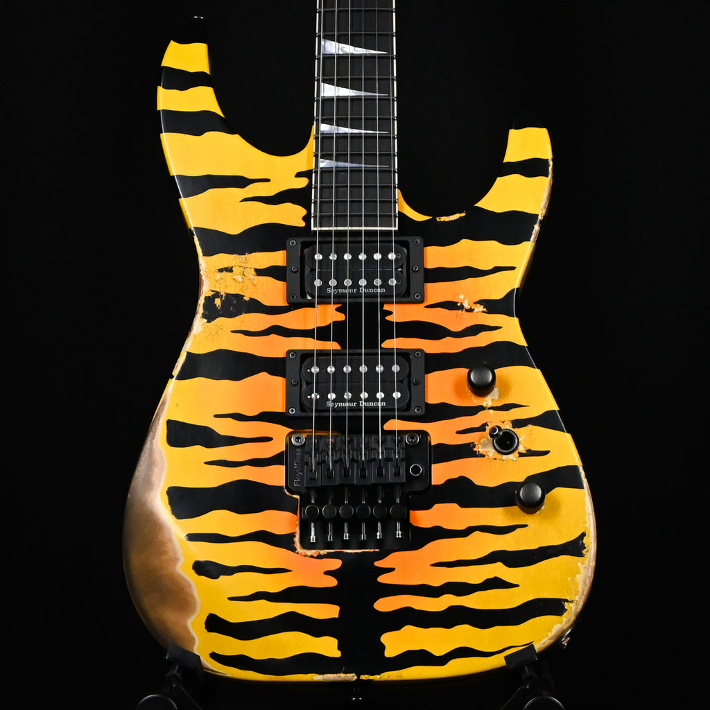 Jackson Custom Shop USA Special Edition Dinky 2H w/ Floyd Rose- Tested Time Bengal Tiger 2026 (XN20679)