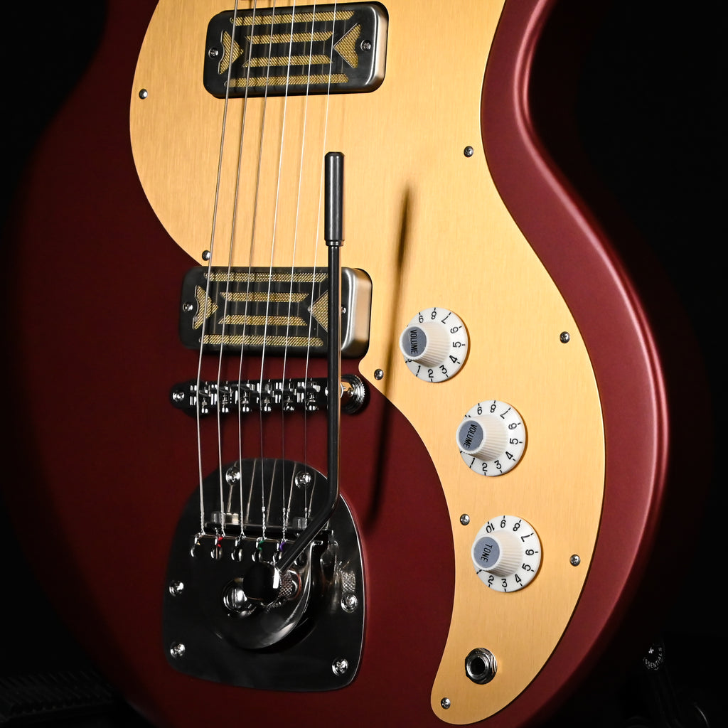 Eastman Fullertone Offset'62 Electric Guitar- Dakota Red 2026 (F2600207)