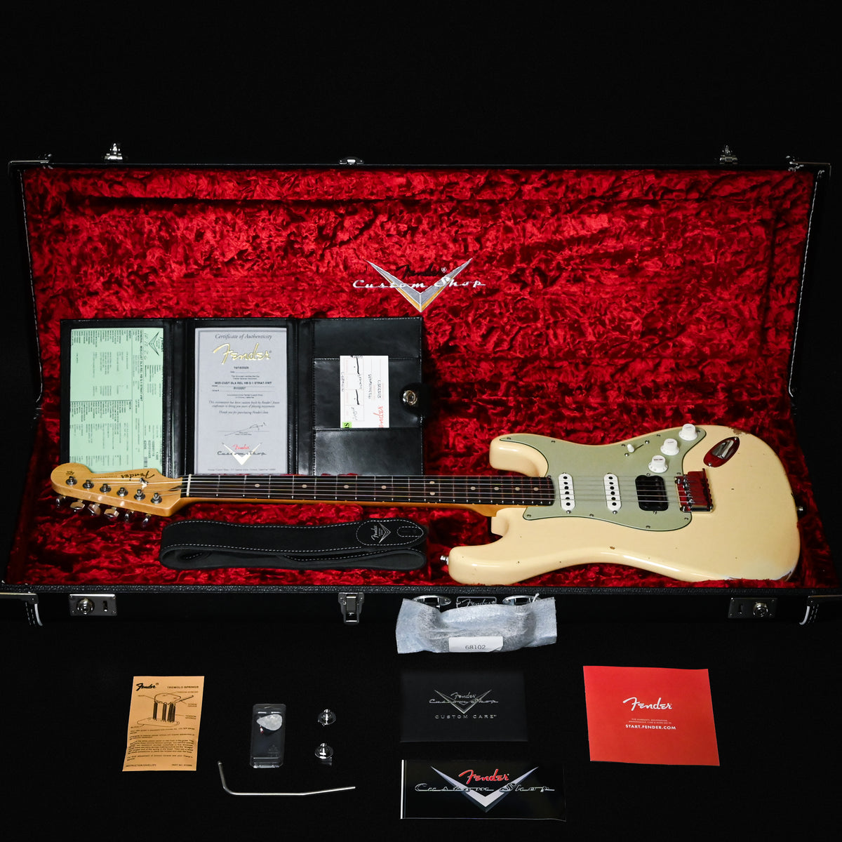 Fender Custom Shop Deluxe Stratocaster w/ Seymour Duncan SH4B Humbucker, Relic/ Closet Classic Hardware- Aged Vintage White 2026 (R153257)