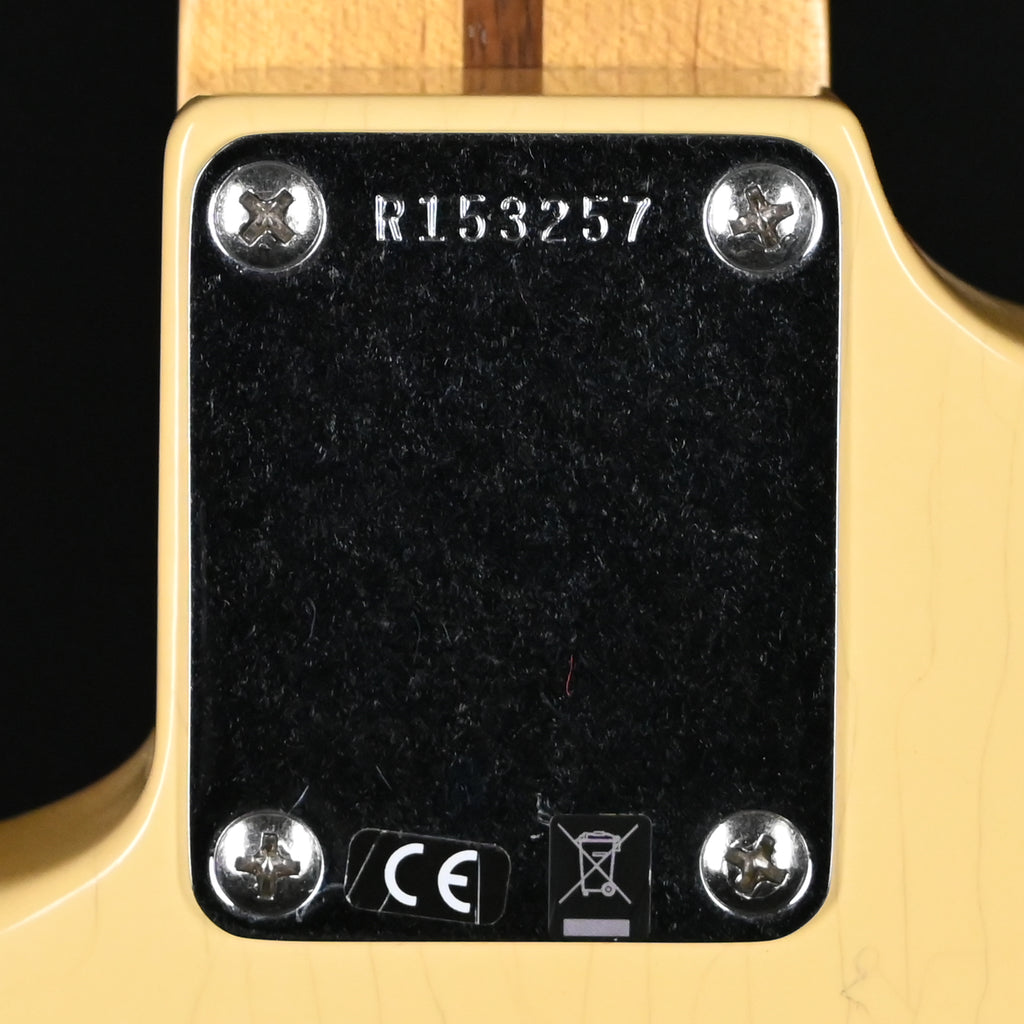 Fender Custom Shop Deluxe Stratocaster w/ Seymour Duncan SH4B Humbucker, Relic/ Closet Classic Hardware- Aged Vintage White 2026 (R153257)