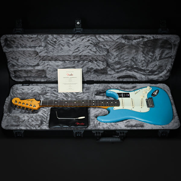 Fender American Professional II Stratocaster- Miami Blue (US240041807)