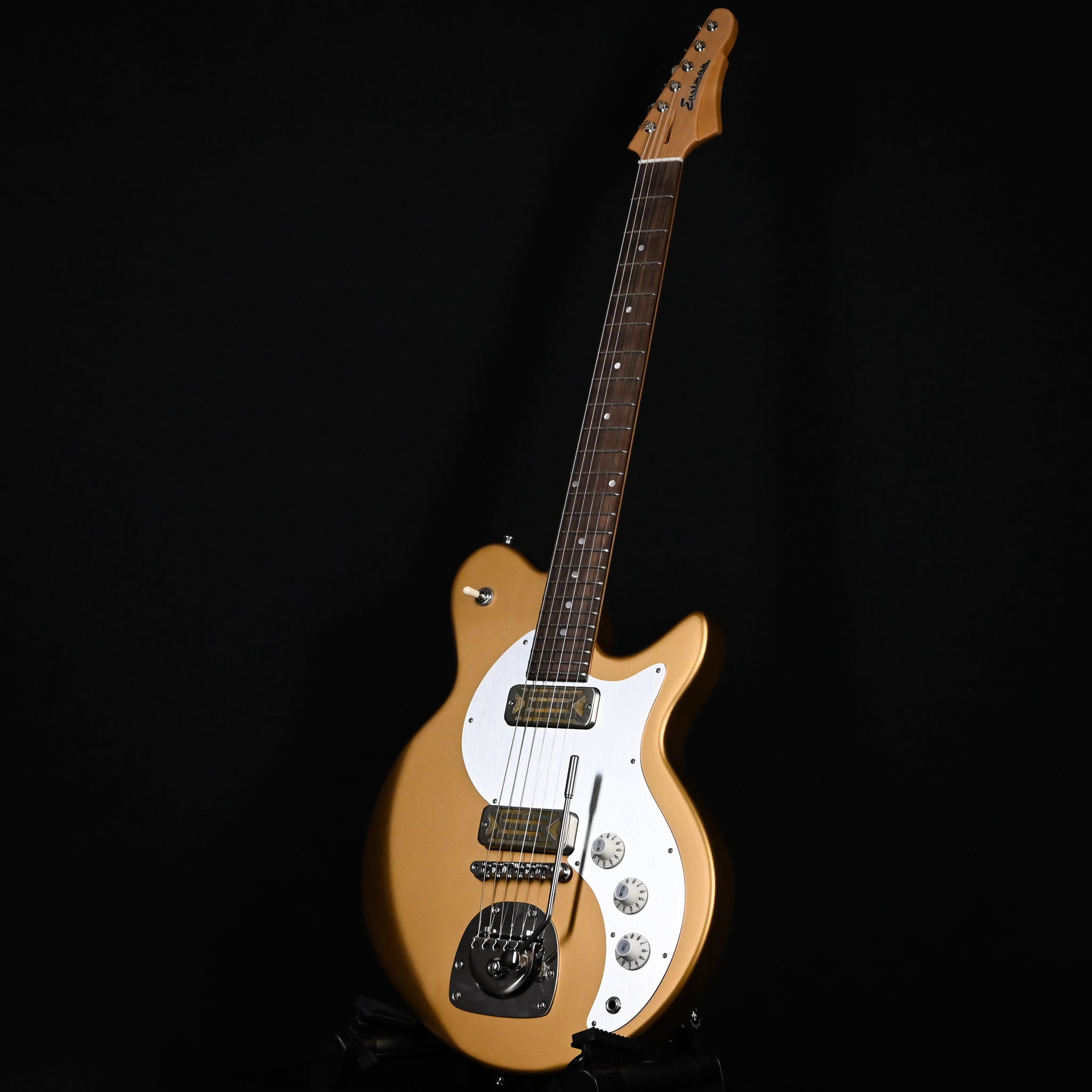 Eastman Fullertone Offset'62 Electric Guitar- Gold 2026 (F2600275)